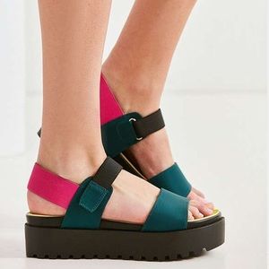 Urban Outfitters Scuba Platform Sandal